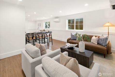 2114 26th Avenue W Seattle WA 98199