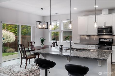 915 Alphine View Drive Mount Vernon WA 98274