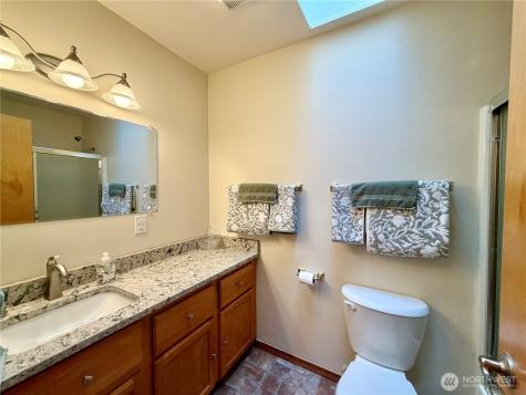 341 Ponderosa Loop NE Ocean Shores WA 98569