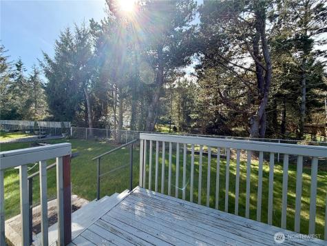 341 Ponderosa Loop NE Ocean Shores WA 98569