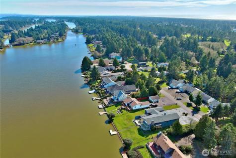 341 Ponderosa Loop NE Ocean Shores WA 98569