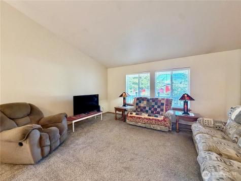 341 Ponderosa Loop NE Ocean Shores WA 98569