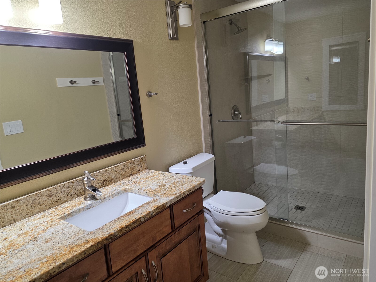 810 Century Court NE Lacey WA 98516