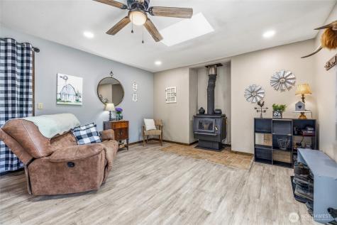27930 Hoehn Road Sedro Woolley WA 98284