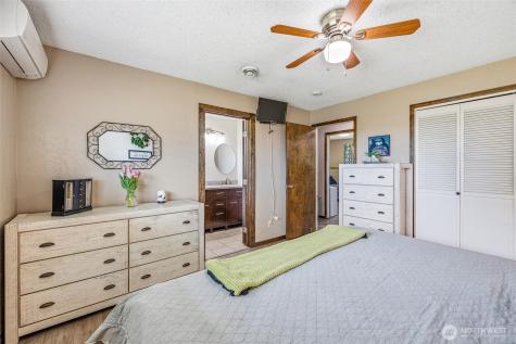 27930 Hoehn Road Sedro Woolley WA 98284