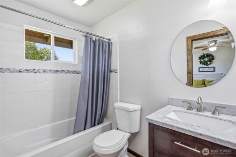 27930 Hoehn Road Sedro Woolley WA 98284