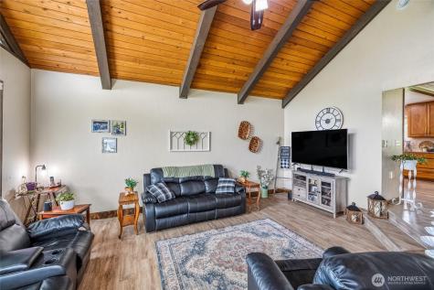 27930 Hoehn Road Sedro Woolley WA 98284