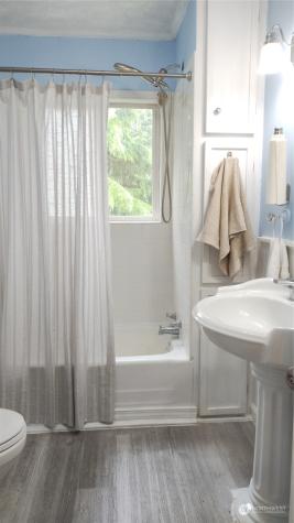 1022 14th Street Ne Auburn WA 98002