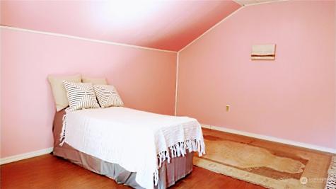 1022 14th Street Ne Auburn WA 98002