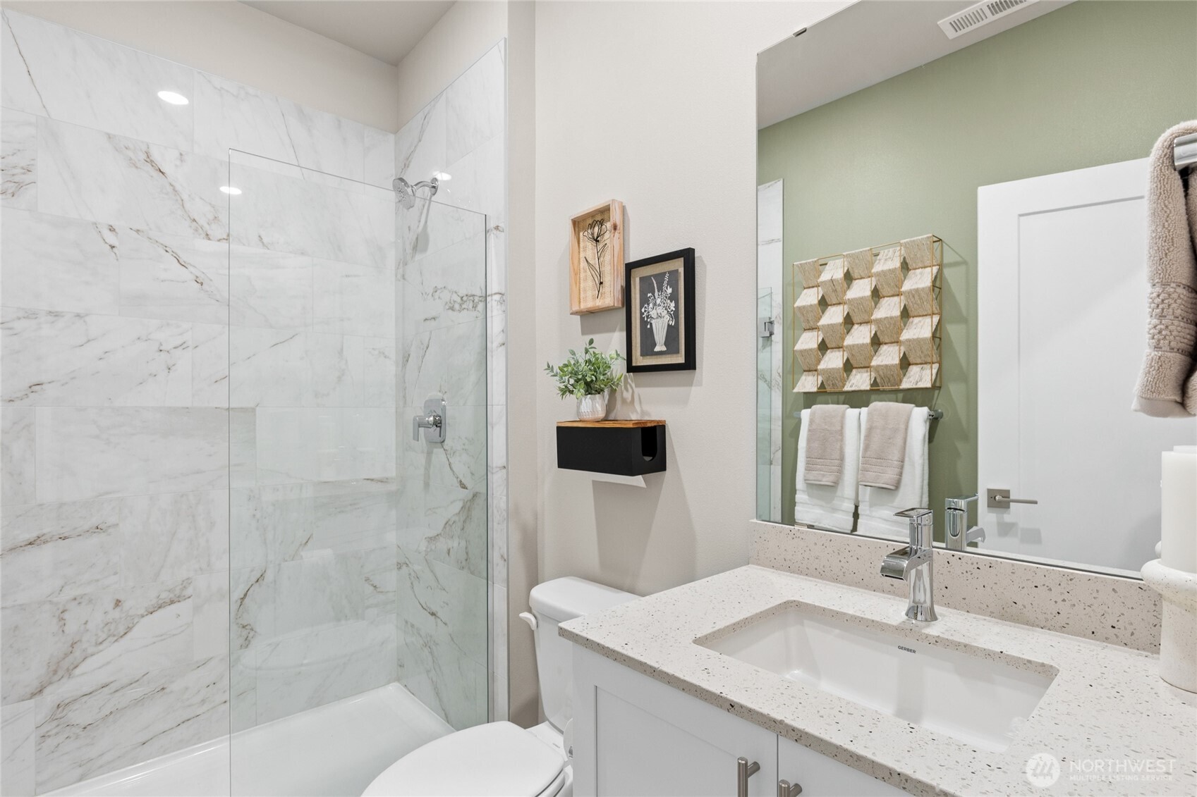 4904 237th Court NE Issaquah WA 98029