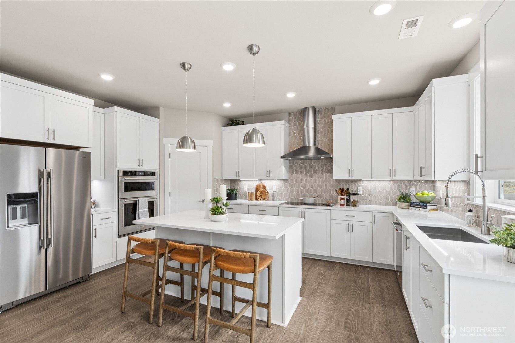 4904 237th Court NE Issaquah WA 98029
