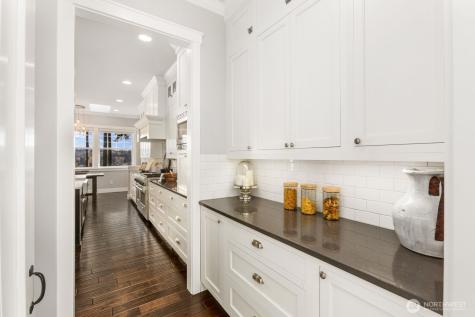 8411 NE 110th Place Kirkland WA 98034