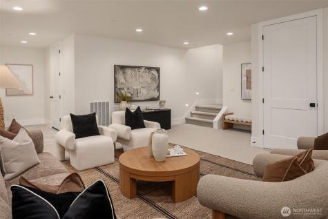 1813 3rd Street Kirkland WA 98033