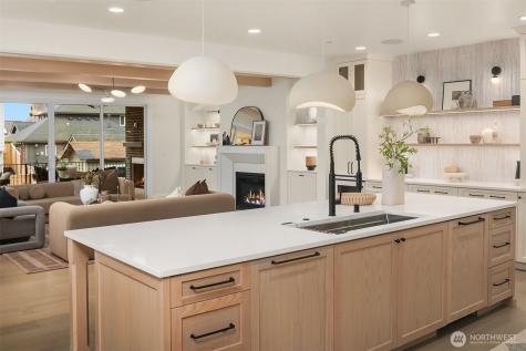 1813 3rd Street Kirkland WA 98033