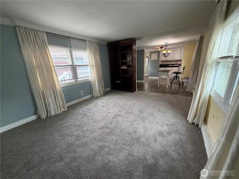 6111 79th Street E Puyallup WA 98371