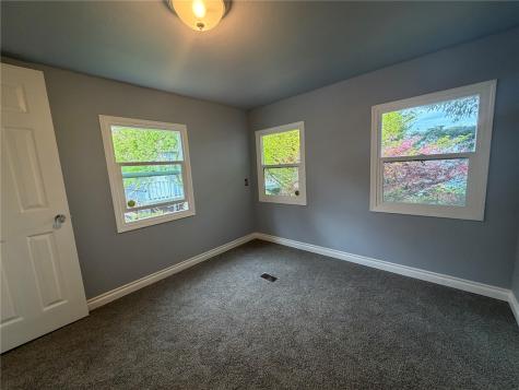 6111 79th Street E Puyallup WA 98371