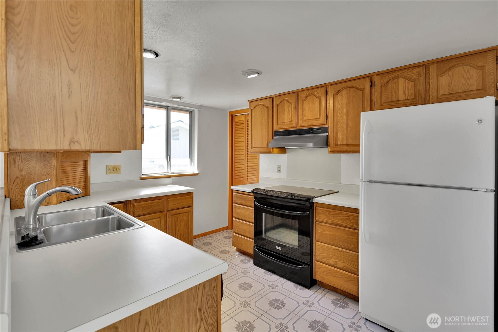 7631 Buckthorn Drive NE Bremerton WA 98311