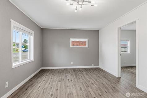 1116 3rd Avenue N Kelso WA 98626