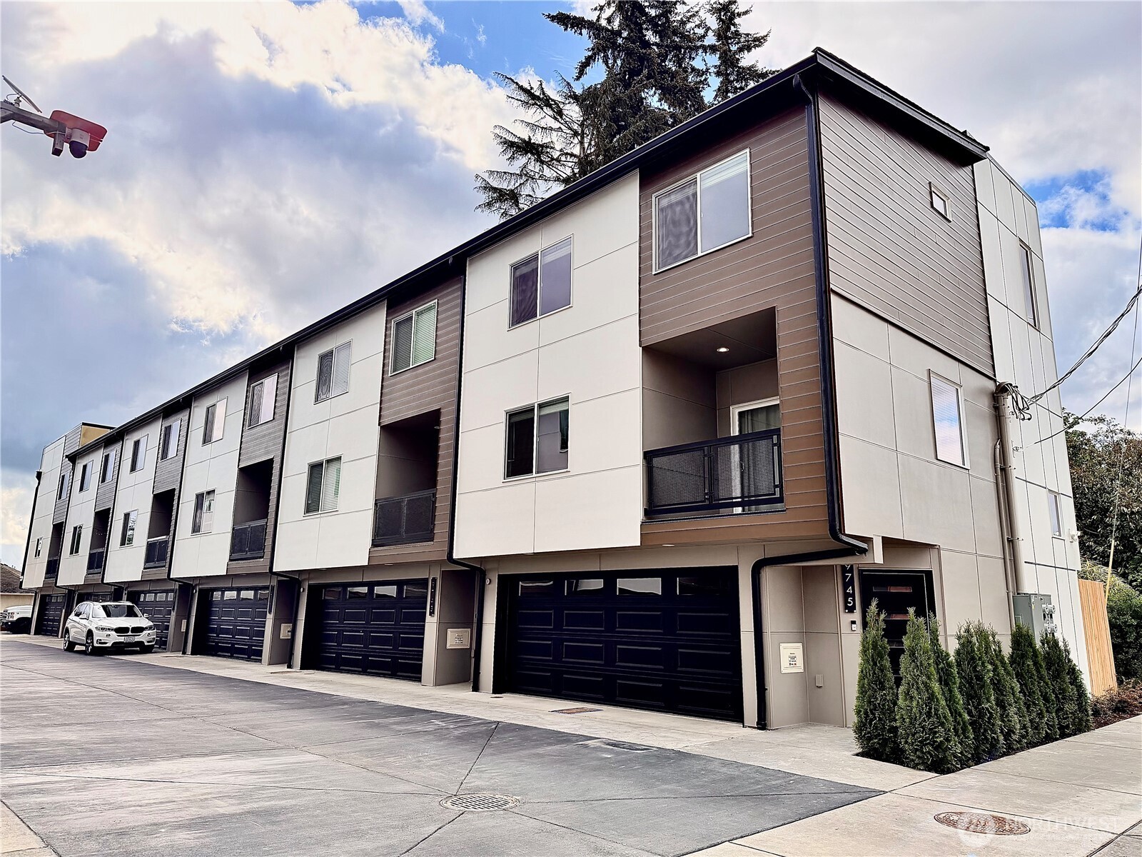 9745 4th Avenue W Everett WA 98204