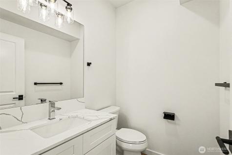 9745 4th Avenue W Everett WA 98204