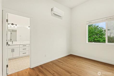 9745 4th Avenue W Everett WA 98204