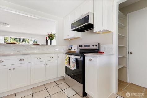 1515 NE 3rd Avenue Oak Harbor WA 98277