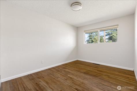 1515 NE 3rd Avenue Oak Harbor WA 98277