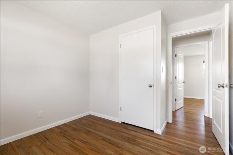 1515 NE 3rd Avenue Oak Harbor WA 98277