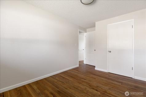 1515 NE 3rd Avenue Oak Harbor WA 98277