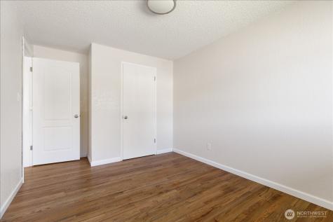 1515 NE 3rd Avenue Oak Harbor WA 98277