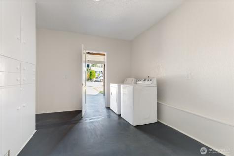 1515 NE 3rd Avenue Oak Harbor WA 98277