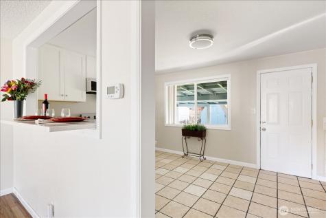 1515 NE 3rd Avenue Oak Harbor WA 98277