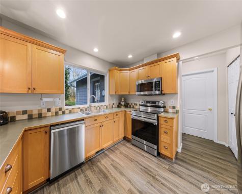 2976 Upland Way Ferndale WA 98248