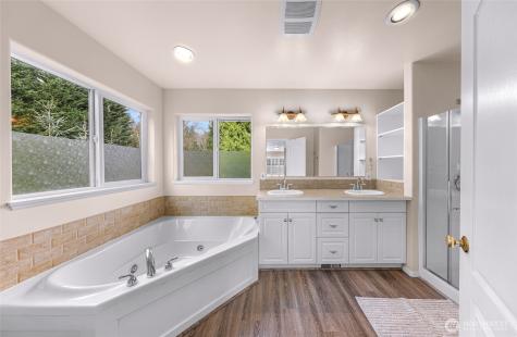 2976 Upland Way Ferndale WA 98248
