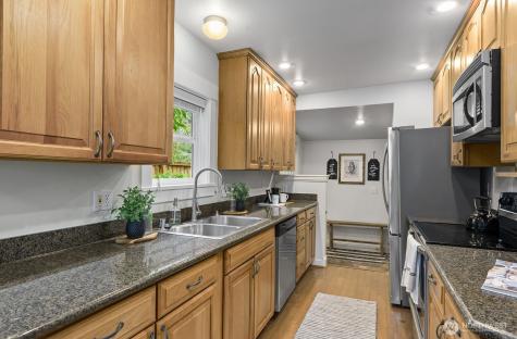1516 NE 96th Street Seattle WA 98115