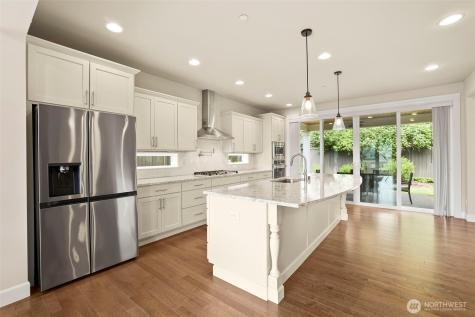 29 242nd Street SE Bothell WA 98021