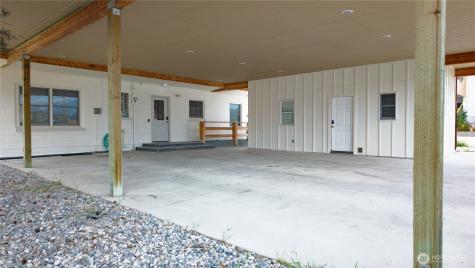 622 1st Street Brewster WA 98812