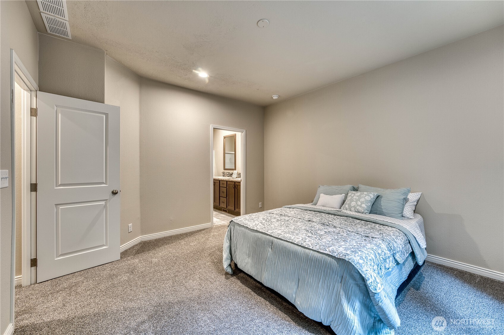 3897 Christine Lane NW Bremerton WA 98312