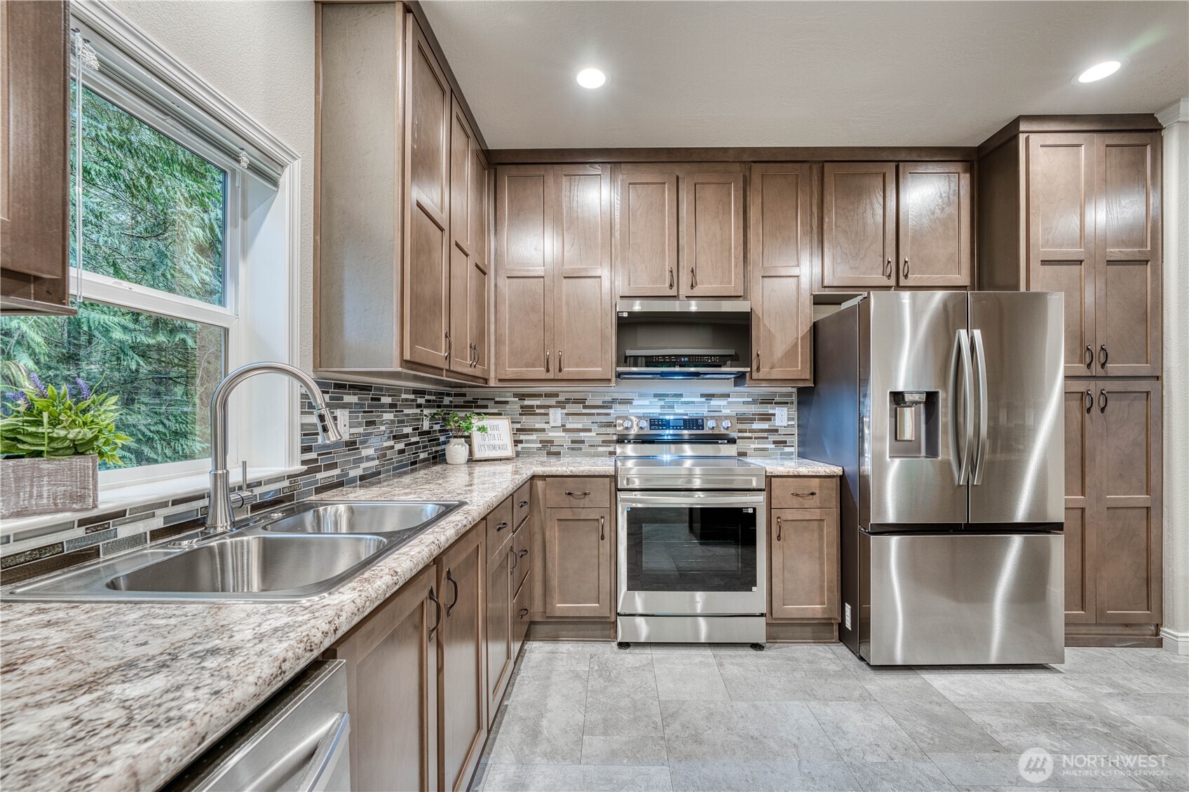 3897 Christine Lane NW Bremerton WA 98312