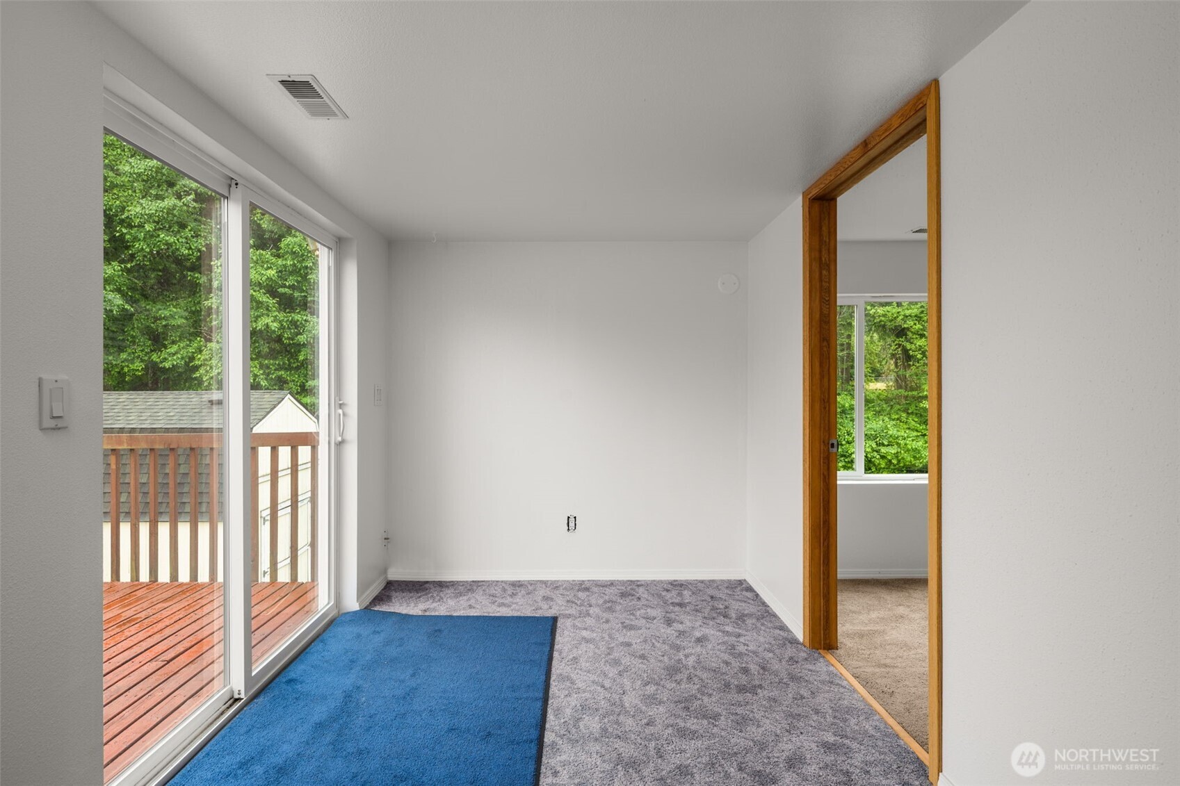 28713 207th Avenue SE Kent WA 98042