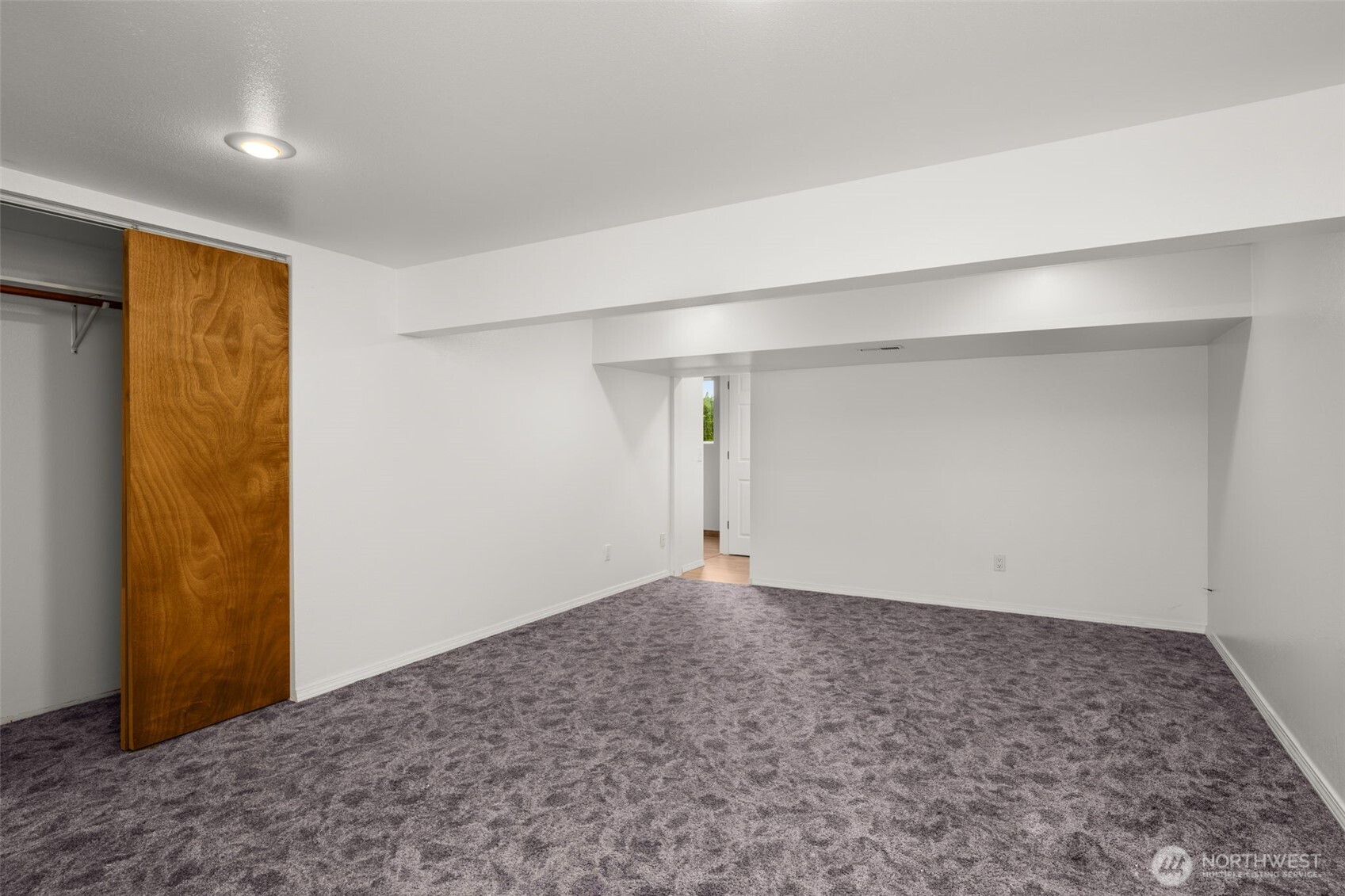 28713 207th Avenue SE Kent WA 98042