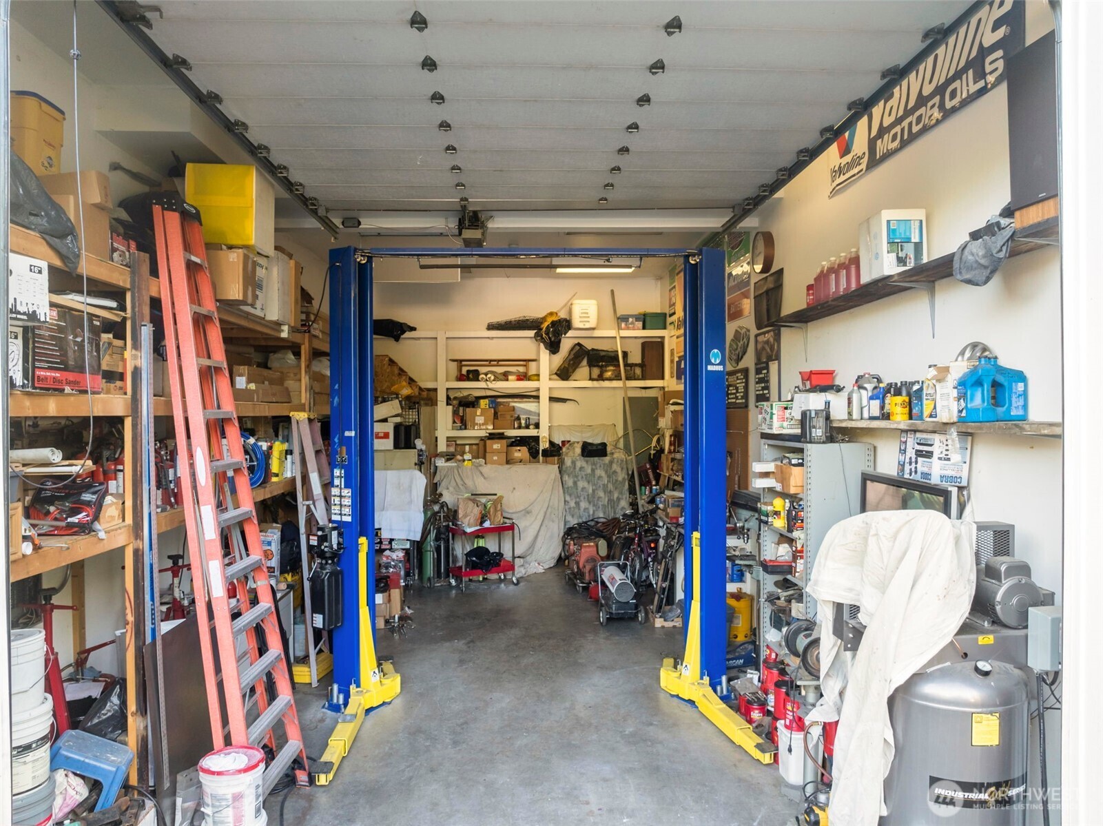 28713 207th Avenue SE Kent WA 98042