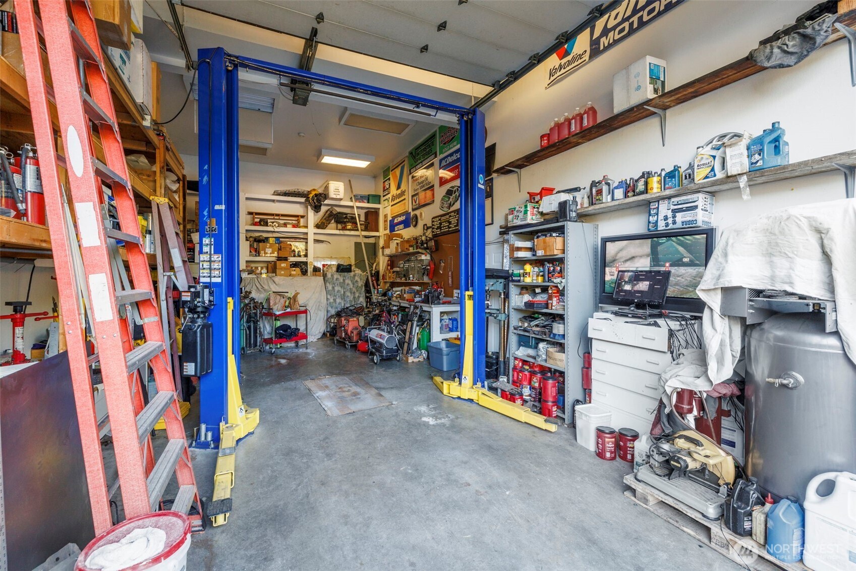 28713 207th Avenue SE Kent WA 98042