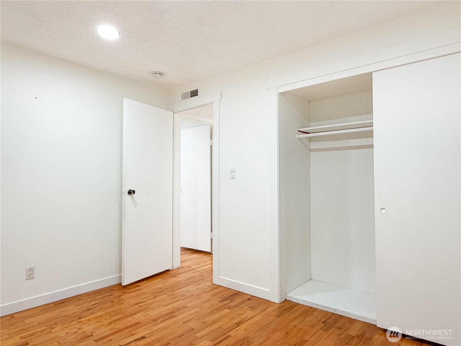 2434 SW 328th Street Federal Way WA 98023