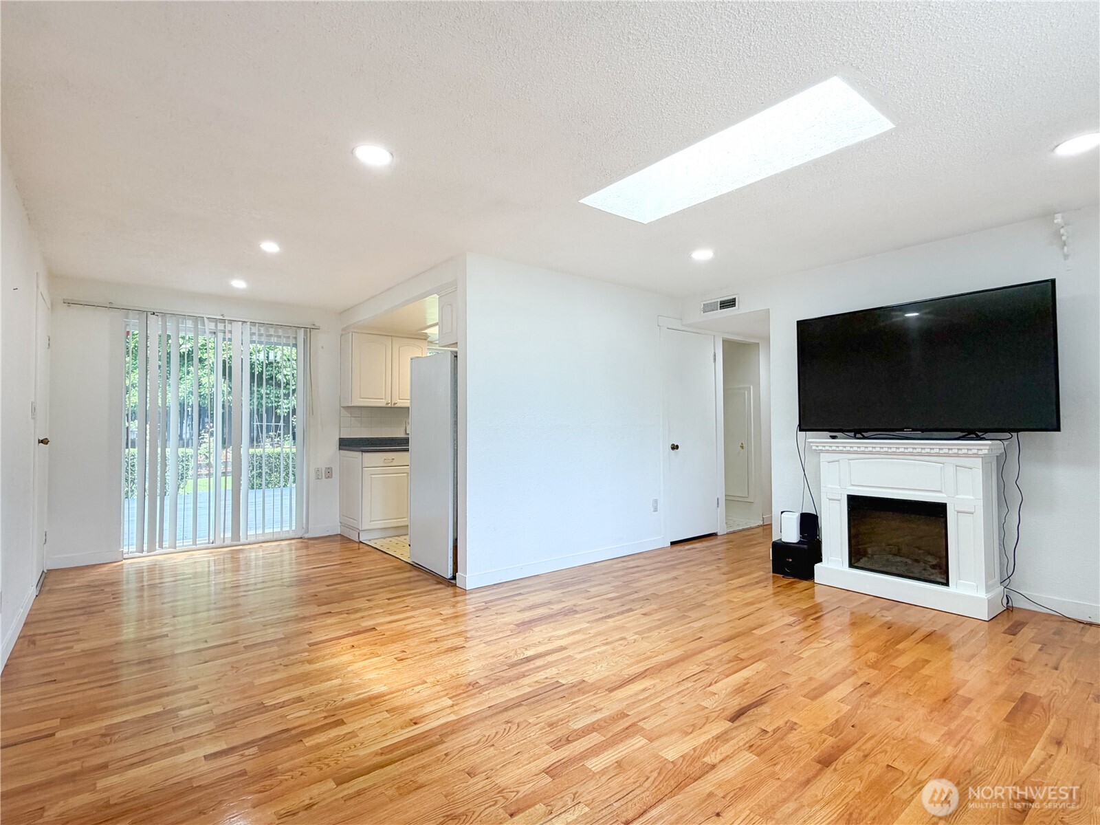 2434 SW 328th Street Federal Way WA 98023