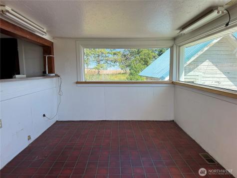 39500 Sr 21 N Wilbur WA 99185