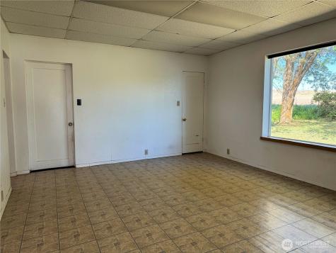 39500 Sr 21 N Wilbur WA 99185
