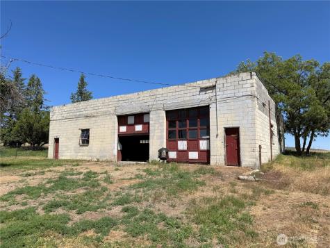 39500 Sr 21 N Wilbur WA 99185