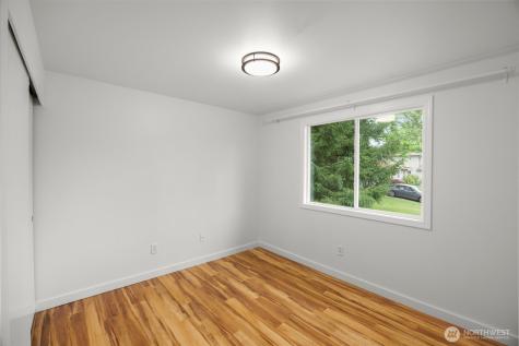 15718 126th Place NE Woodinville WA 98072