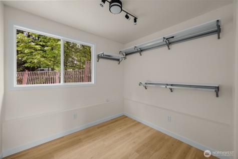 15718 126th Place NE Woodinville WA 98072